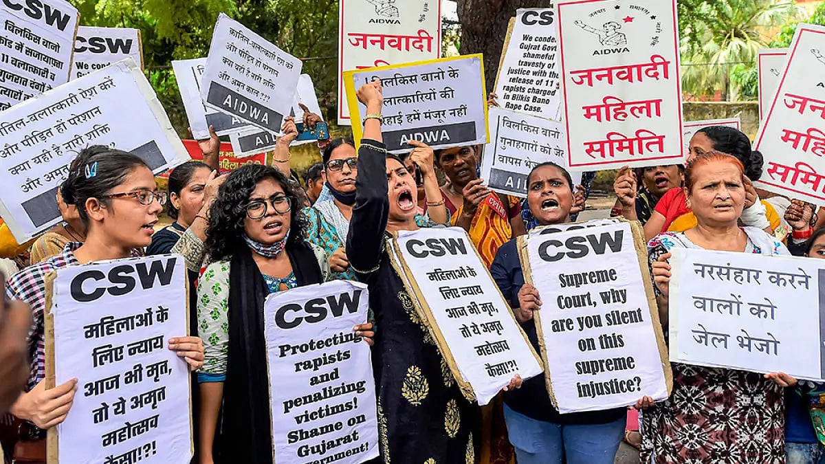 Protest against convicts of Bilkis Banos case in Delhi