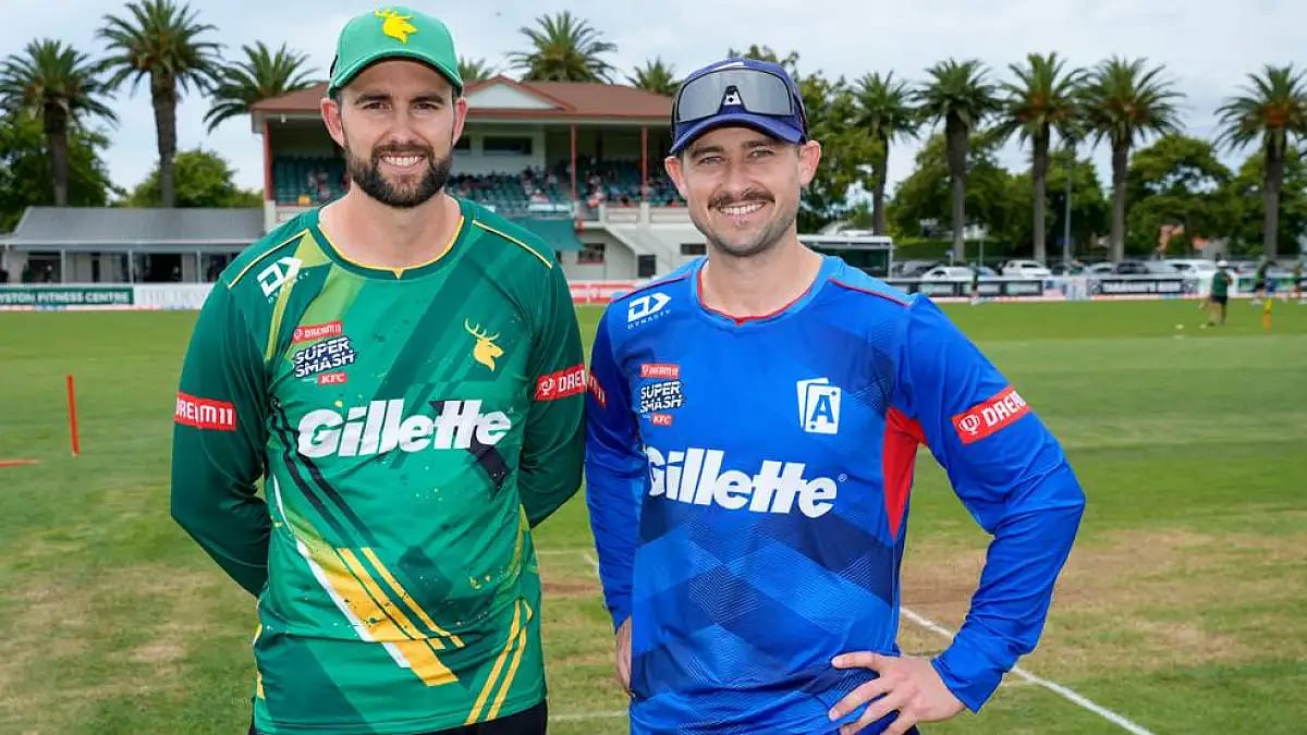 Tom Bruce (L) and O'Donnell have been named co-captains for New Zealand A against India A.