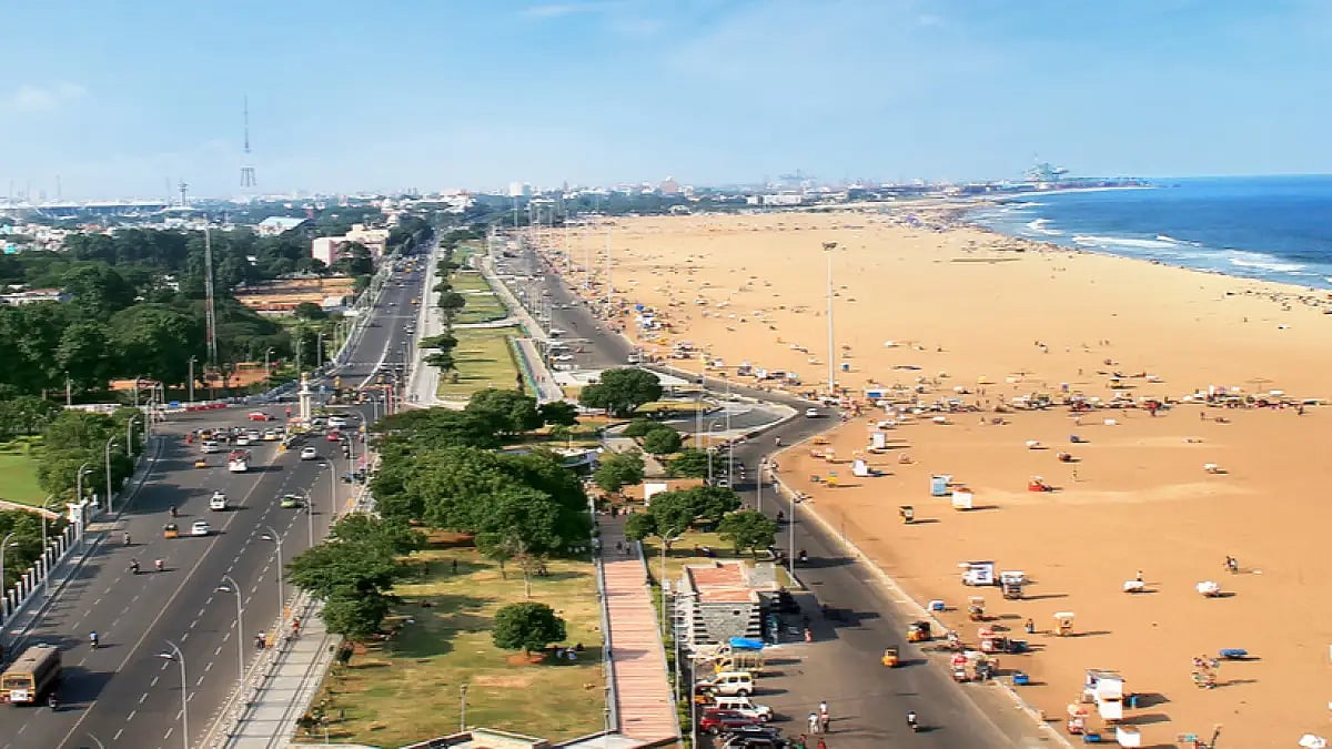 Cleaning activities at Elliot Beach, under Call of the Blue campaign for Madras Day