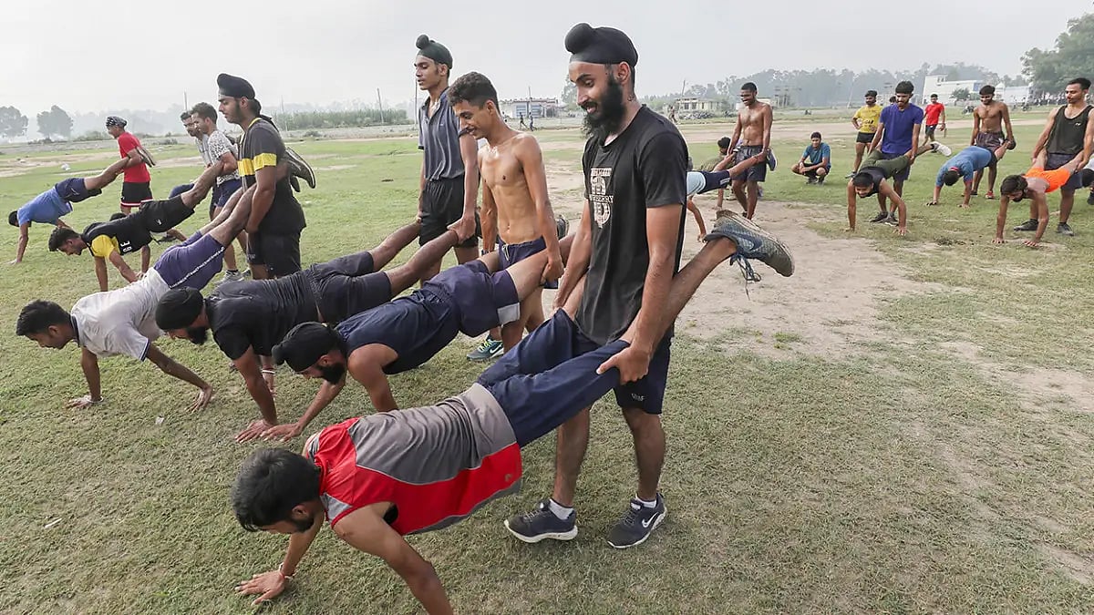 Youngsters train for Agniveer 