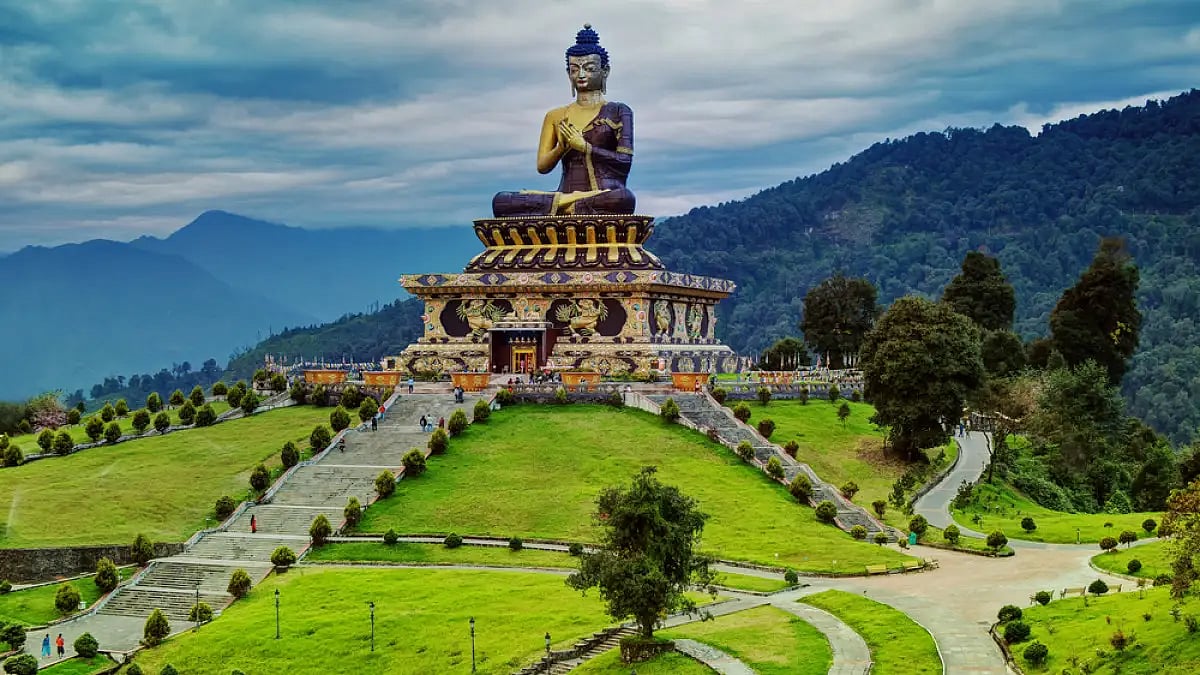 Tourism is at its peak during October in Sikkim