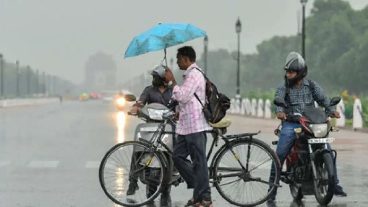 Rains drenched parts of Delhi but high humidity