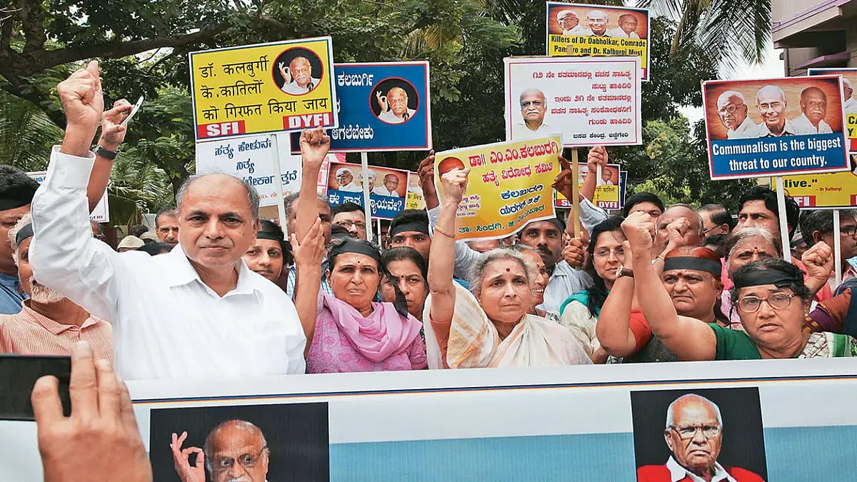 Guns & Proses: Can 'Dakshinayan Abhiyaan' Instil Confidence Among Writers And Artists?