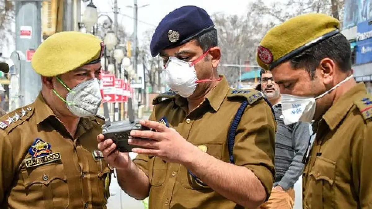 Mumbai Police registered an FIR against a hospital management firm and four persons