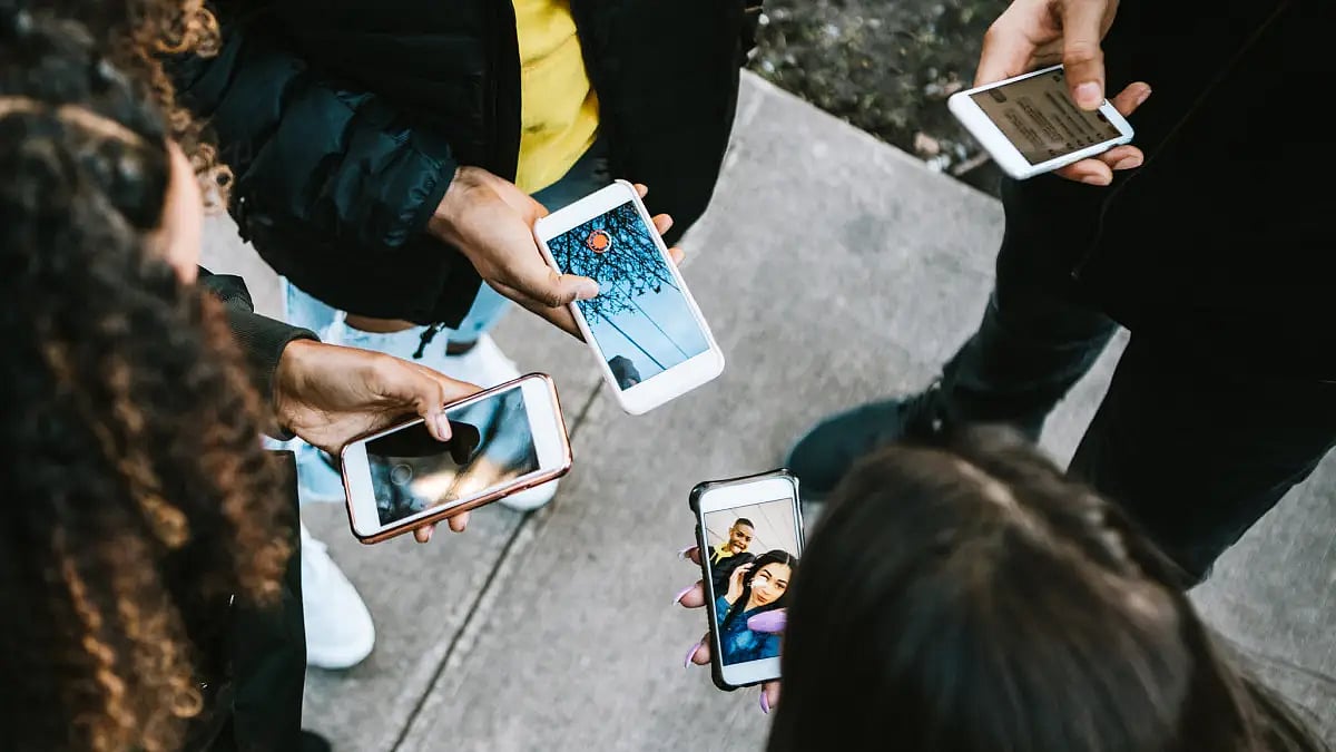 Representational Image