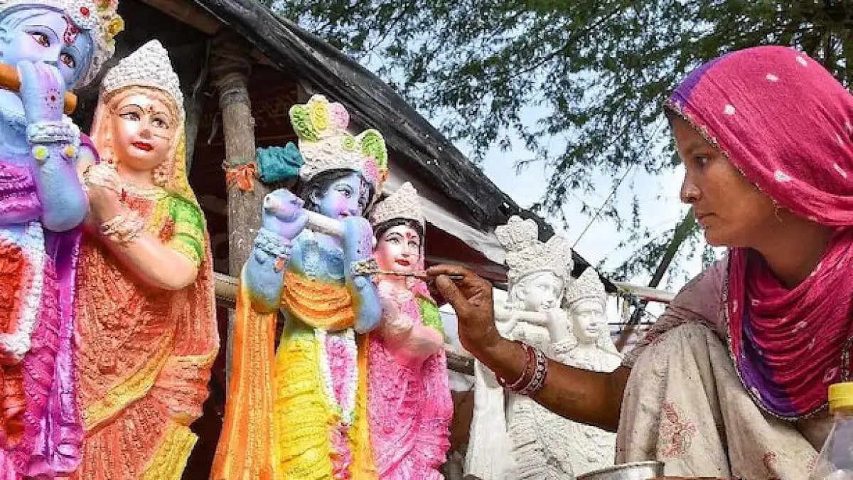 Devotees were killed and injured in the stampede at Bankey Bihari Temple during Janmashtami
