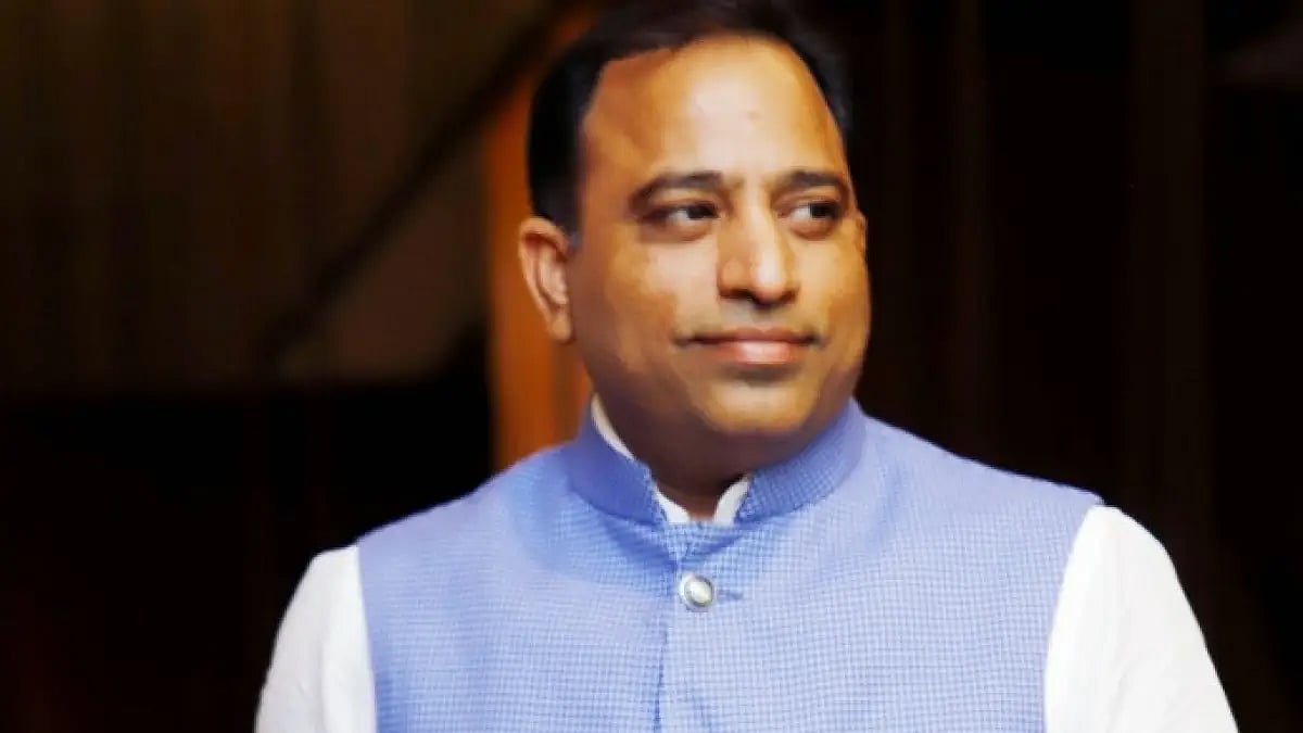 Mr. Vijay Chaudhary, Chairman Ram Rattan