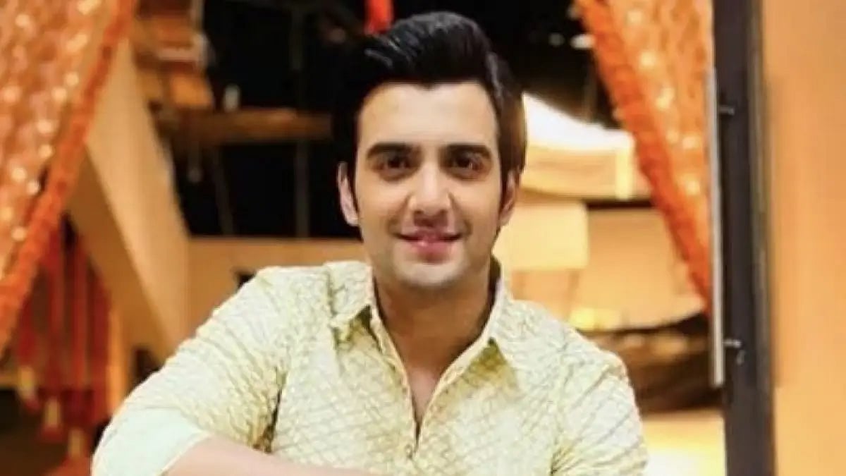 Instagram : Adhik Mehta