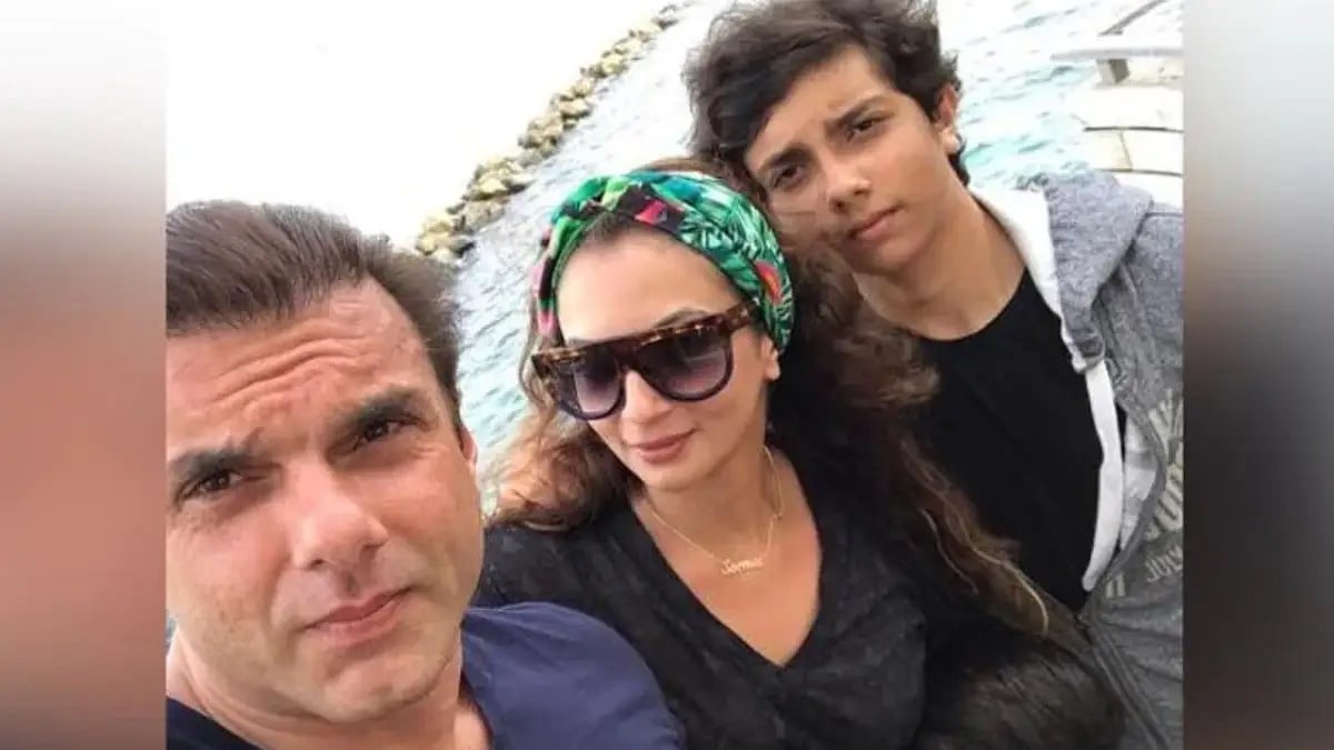 Seema Khan with Sohail Khan and Nirvaan Khan