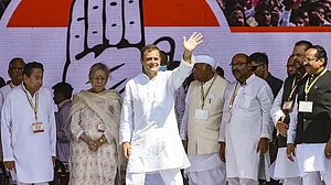Rahul Gandhi along with other Congress leaders at party's rally at Ramlila Maidan, Delhi