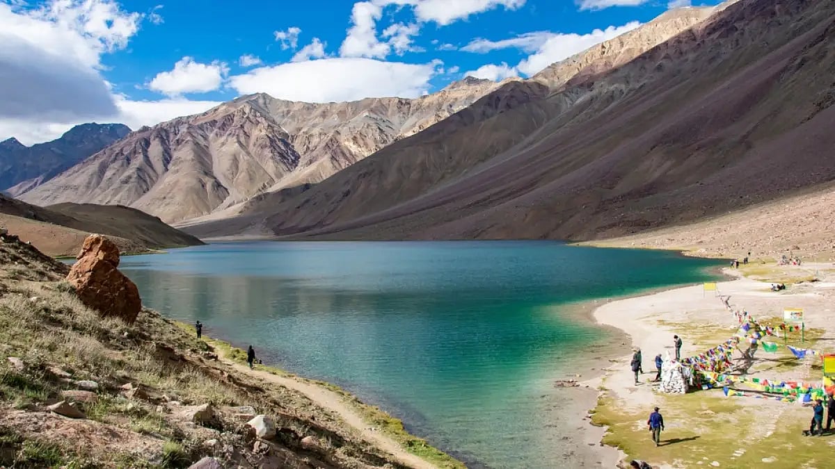 A view of the Chandratal Lake