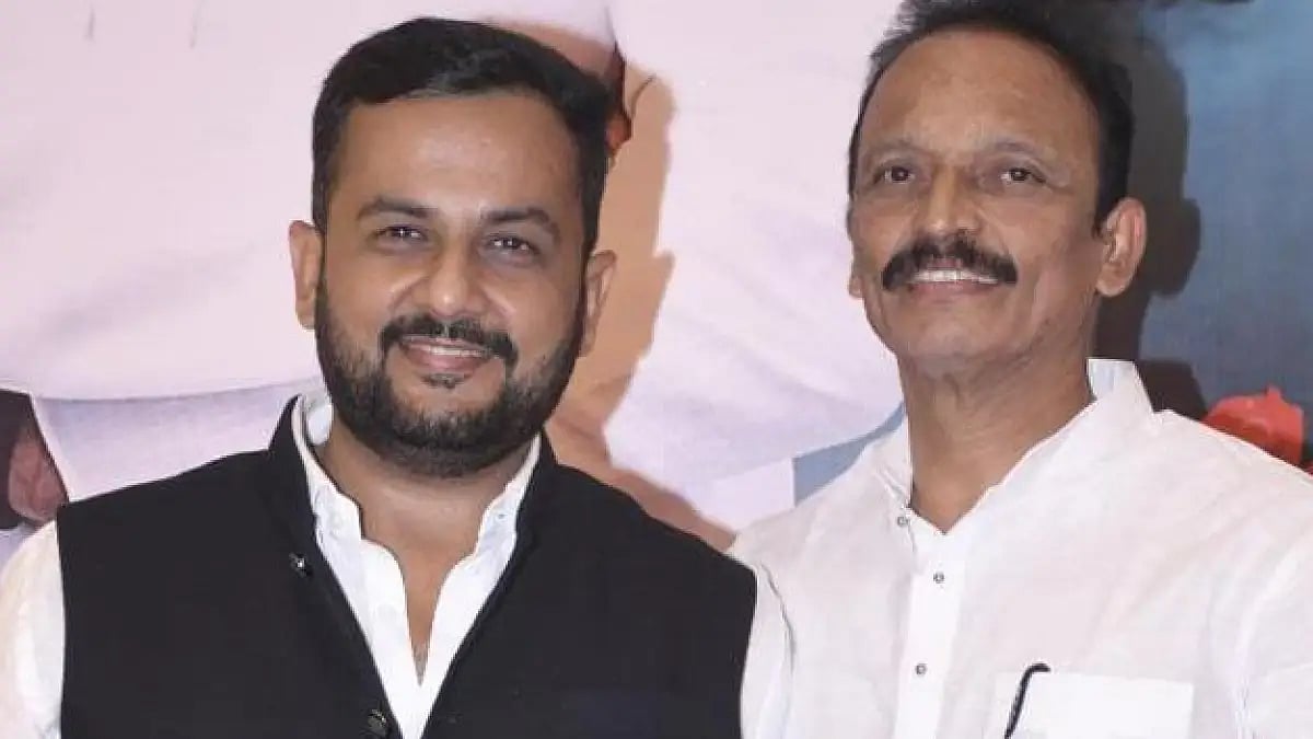 Adv. Avaneesh Tirthraj Singh with Mumbai Congress President Bhai Jagtap 