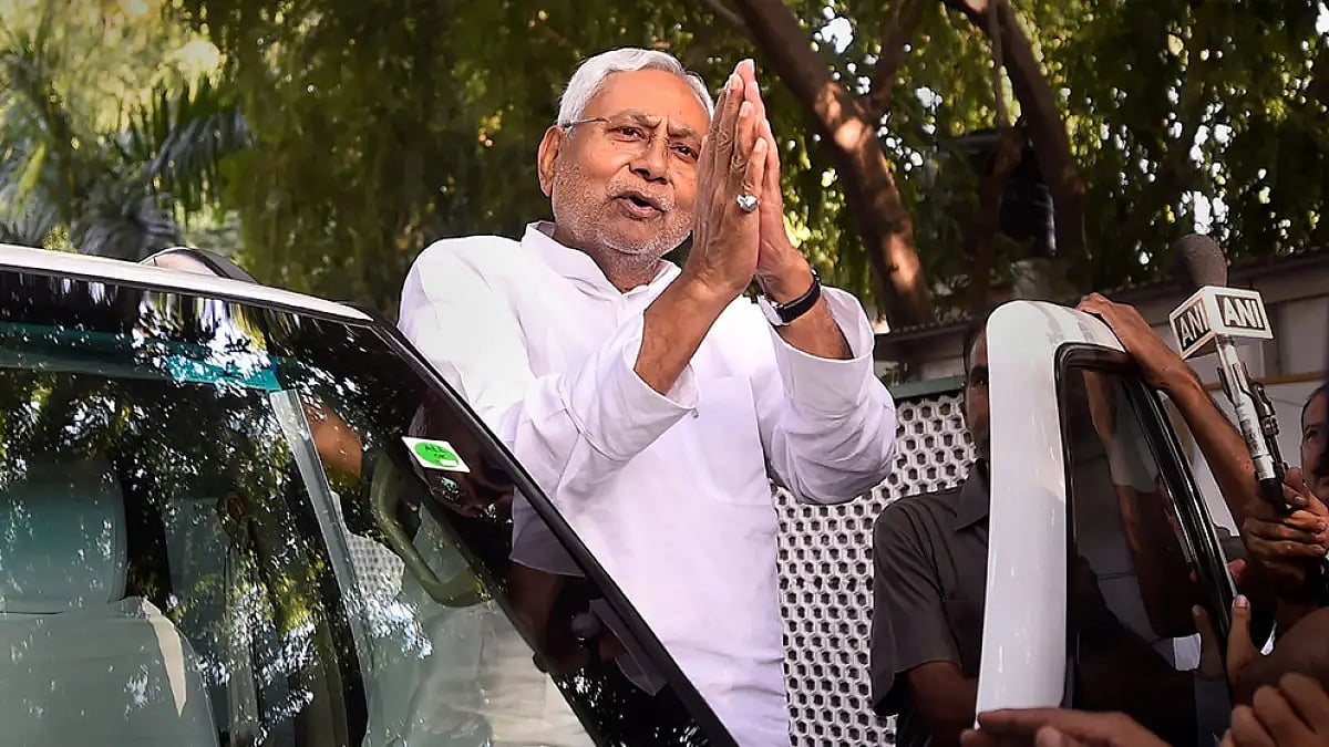 Nitish Kumar meets Sharad Pawar 
