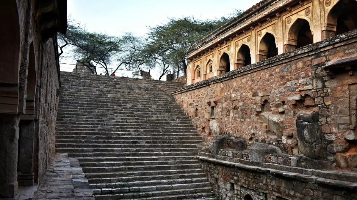 Rajon Ki Baoli, New Delhi