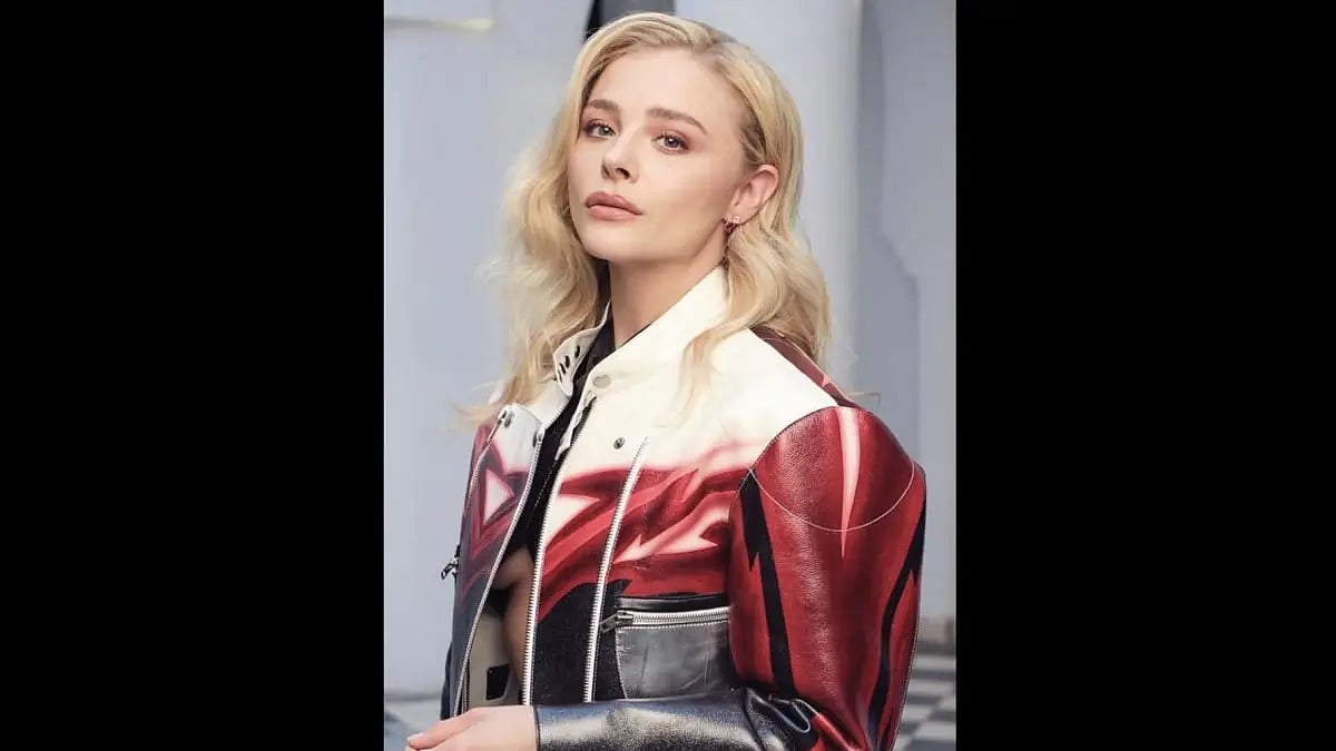 Chloe Grace-Mortez Stars In 'The Peripheral'