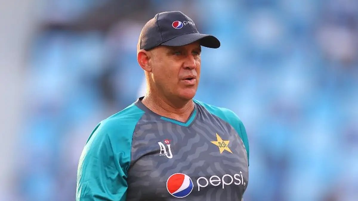 Hayden said he would not charge from CA to help out the AUS batters.