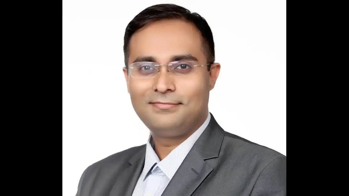 Sousthav Chakrabarty, Co-Founder & Chief Executive Officer, Siply Services