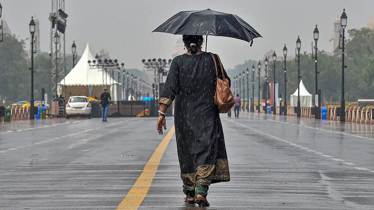 Weather: Rain in Delhi 