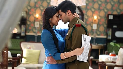 Dulquer Salmaan And Mrunal Thakur In A Still From 'Sita Ramam'