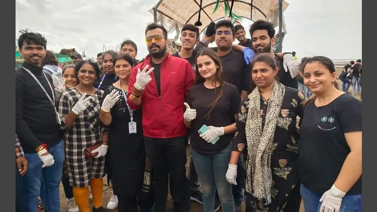 RJ Veer leads cleaning drive at Dumas Beach