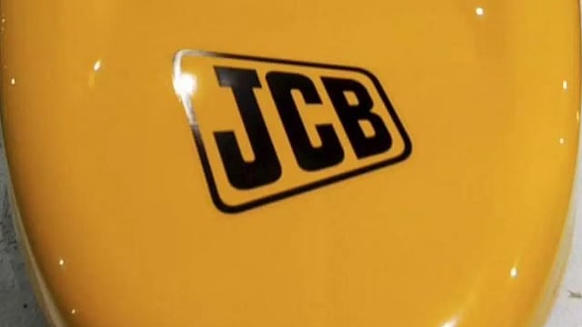Viral: Man Carried To Hospital In JCB After Ambulance Got Late In Madhya Pradesh