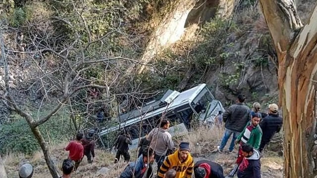 J&K: 10 People Dead, 28 Injured As Bus Falls Into Gorge In Poonch, Ex-gratia Announced For Families Of Deceased