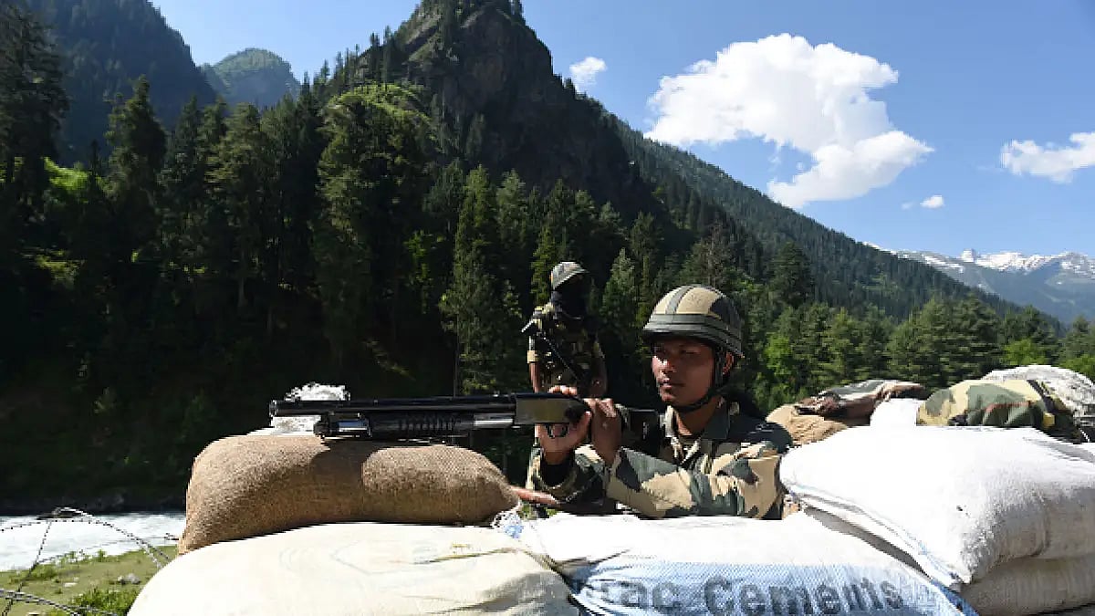 Indian and Chinese soldiers are engaged in a stand-off in Eastern Ladakh since 2020. (Representative Photograph)
