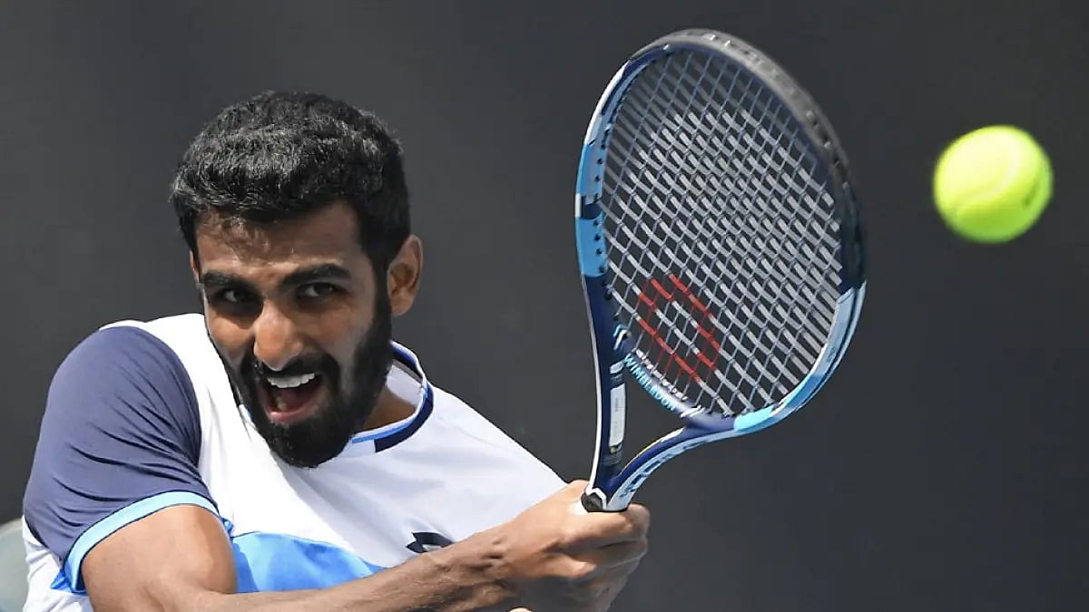 Prajnesh Gunneswaran was 6-1, 6-4 beaten by Casper Ruud.