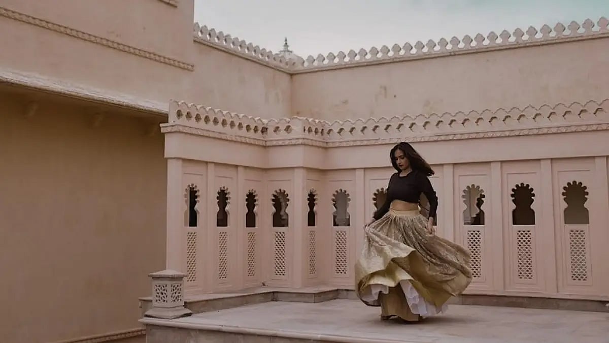 Roma Jani, Travel Influencer