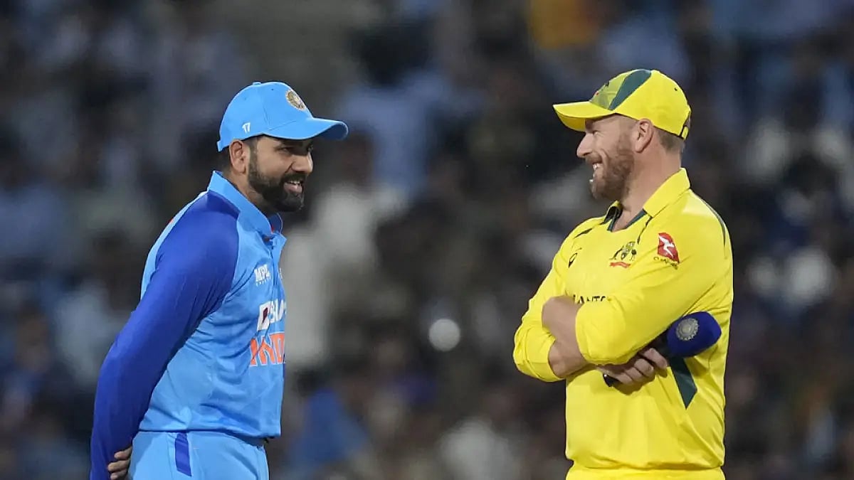 Rohit Sharma and Aaron Finch at the toss.