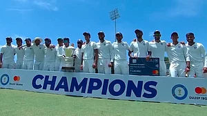 West Zone cricketers pose with Duleep Trophy.