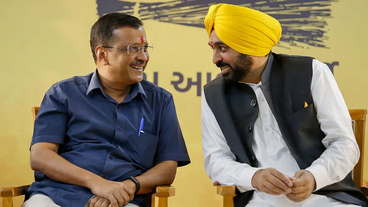 Arvind Kejriwal, Bhagwant Mann in Ahmedabad