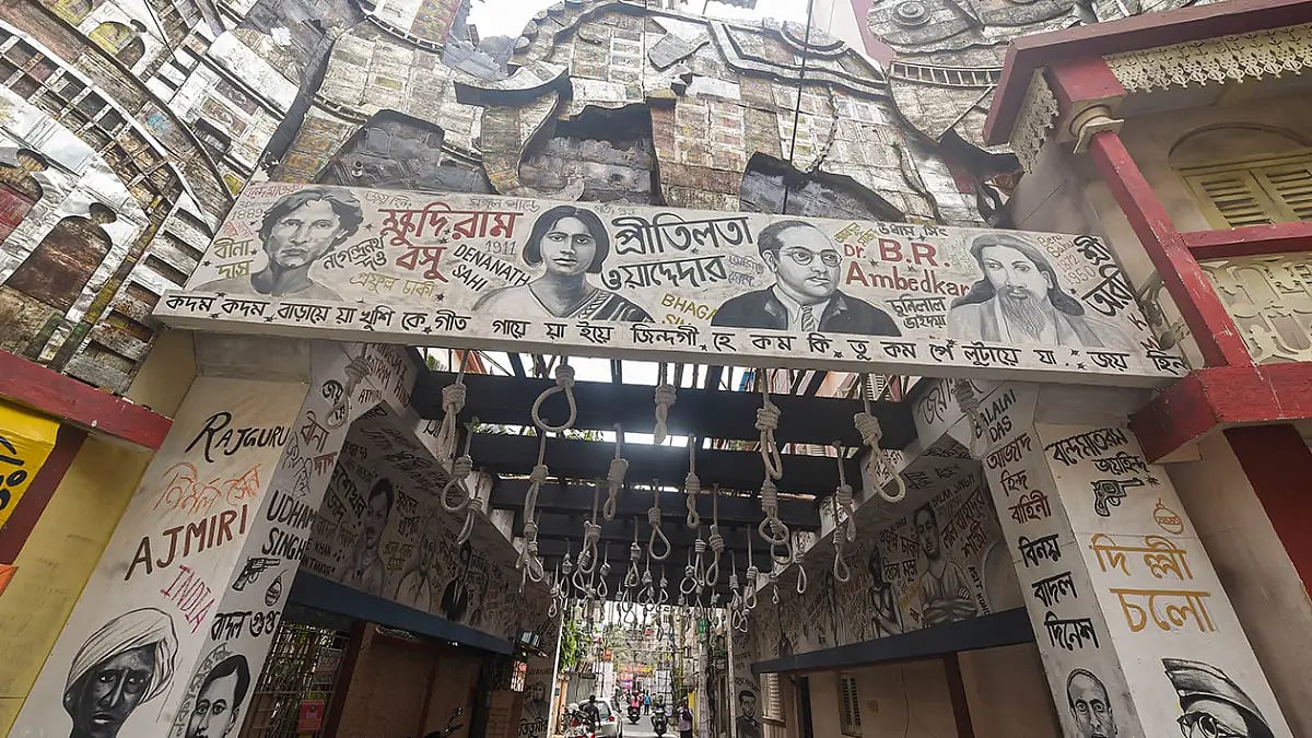Preparation for Durga Puja in Kolkata 