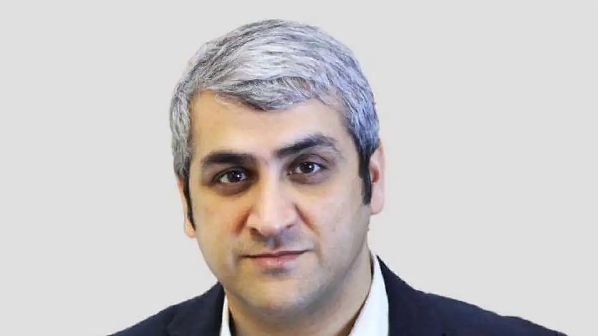 Dr. Sachin Kandhari, Sr. Consultant Neurosurgeon at Institute of Brain and Spine (IBS) Hospitals, De