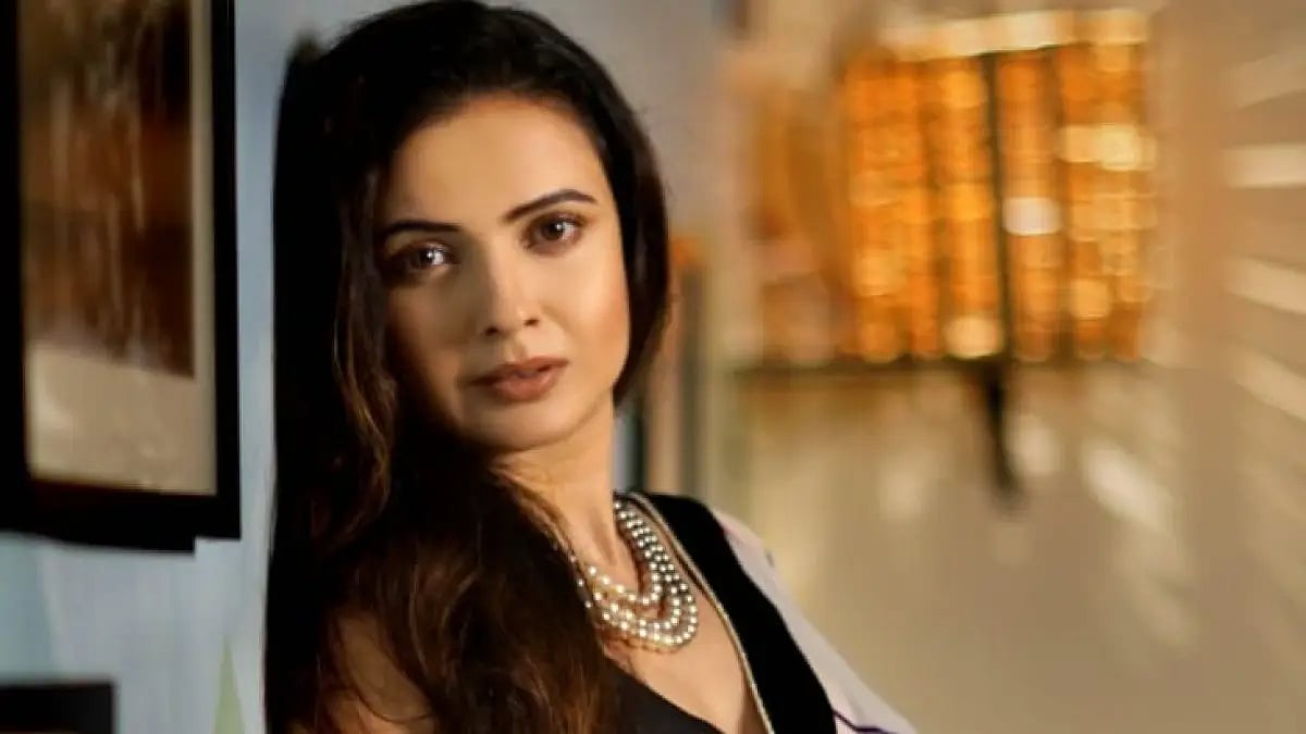 Mruga Umrania, Actor & Model