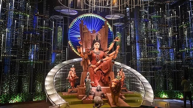 Nuclear Explosion, Chhau Among Durga Puja Themes In Ranchi