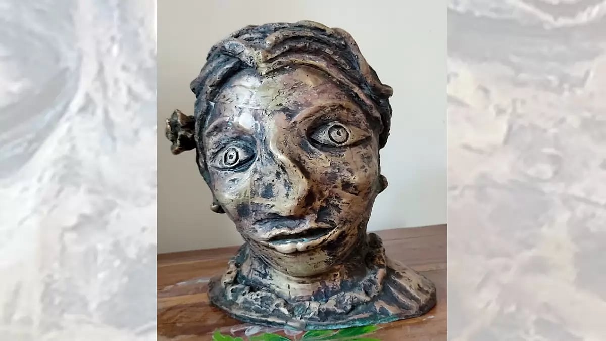 The sculpture of Shurpanakha made by author Gita Viswanath