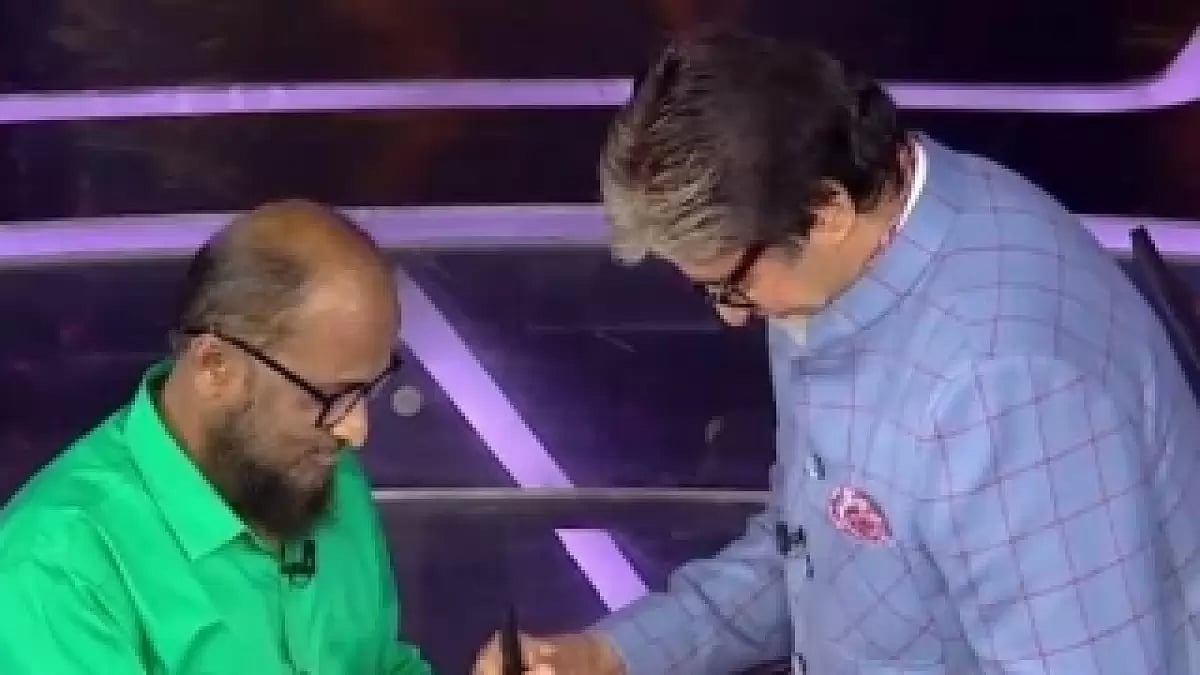 Amitabh Bachchan with his fan