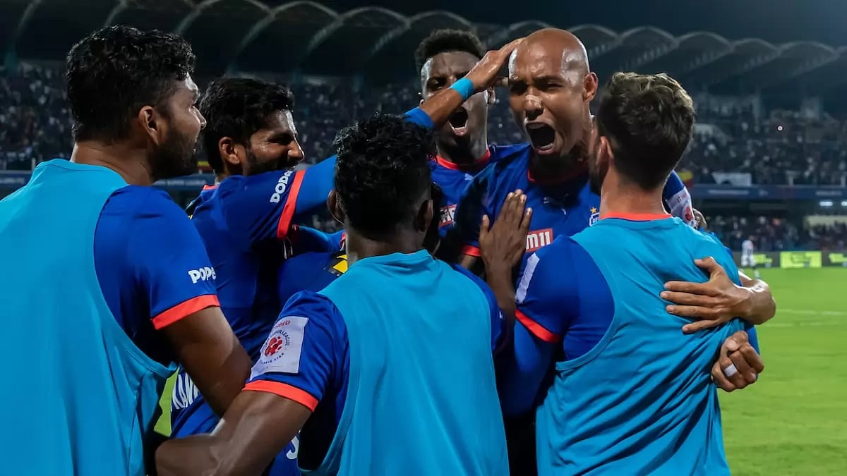 Alan Costa celebrates after scoring Bengaluru FC's winner against NorthEast United FC in ISL 2022-23