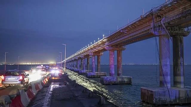 Explosions Halt Traffic On Key Bridge Connecting Crimea To Russia