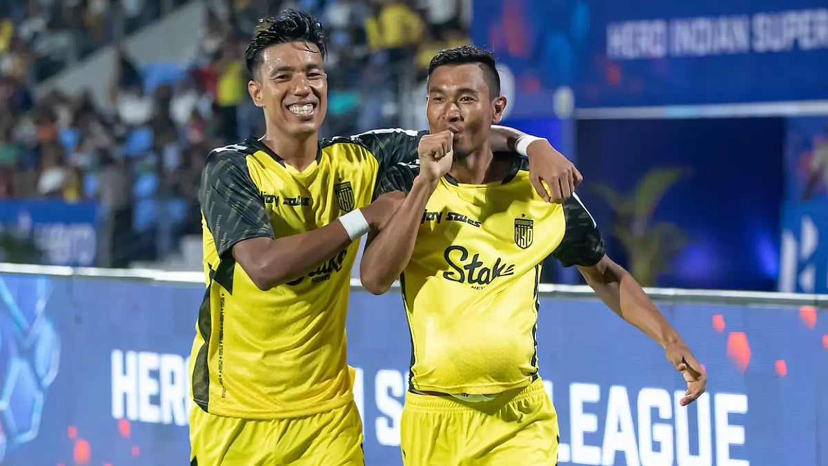 Hyderabad FC's Halicharan Narzary (R) celebrates after scoring against Mumbai City FC in ISL 2022-23