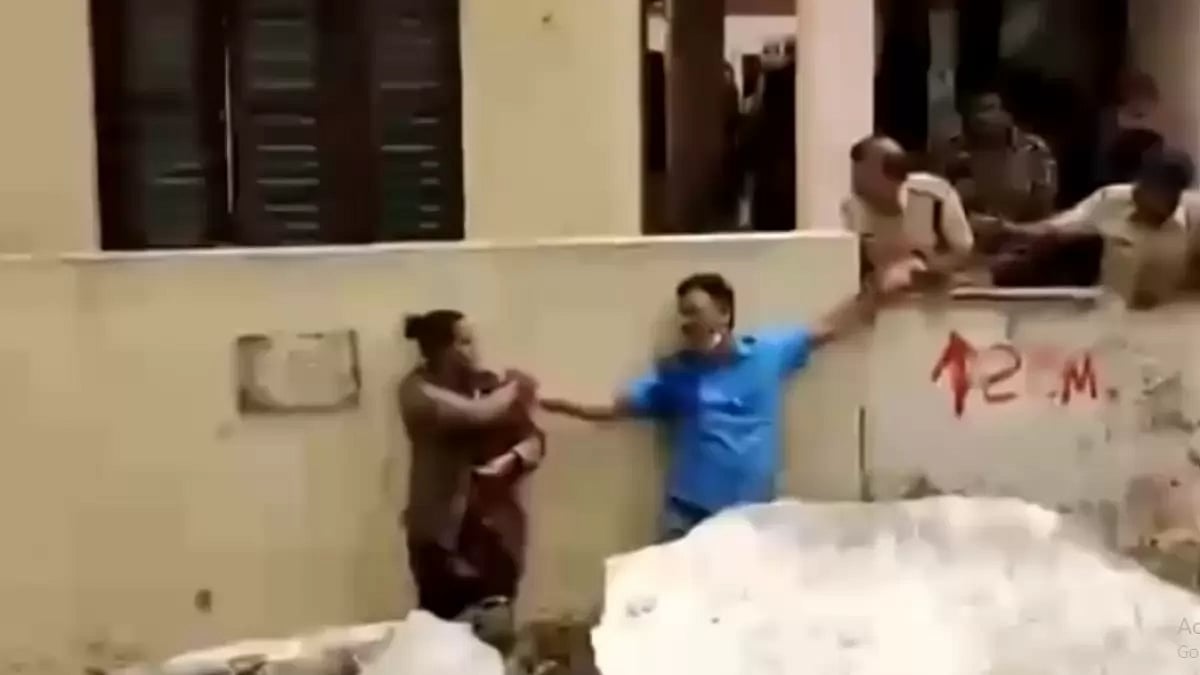 Bengaluru couple's self immolation bid foiled by police.