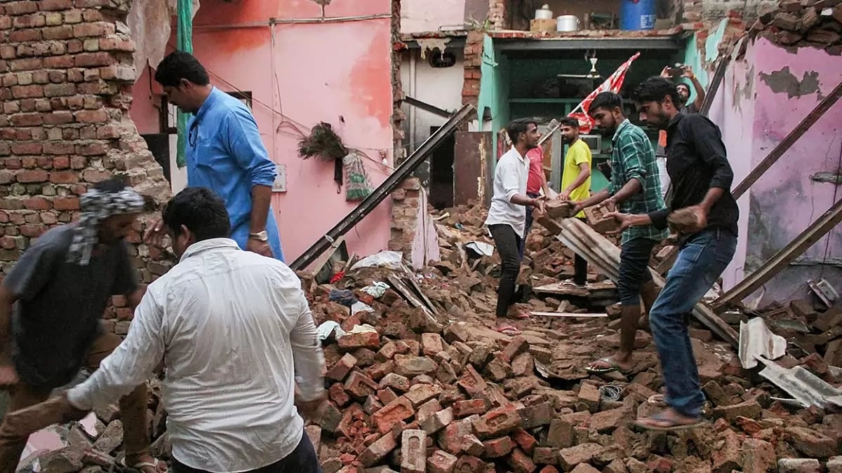 House collapse after cylinder explosion in Gurugram