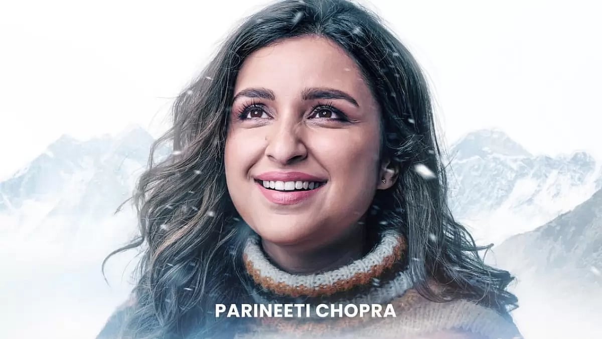 Airport Spotting: Arjun Kapoor, Parineeti Chopra, Ajay Devgn And Family  Returned To The City - UrbanAsian.com, image size:1200x675