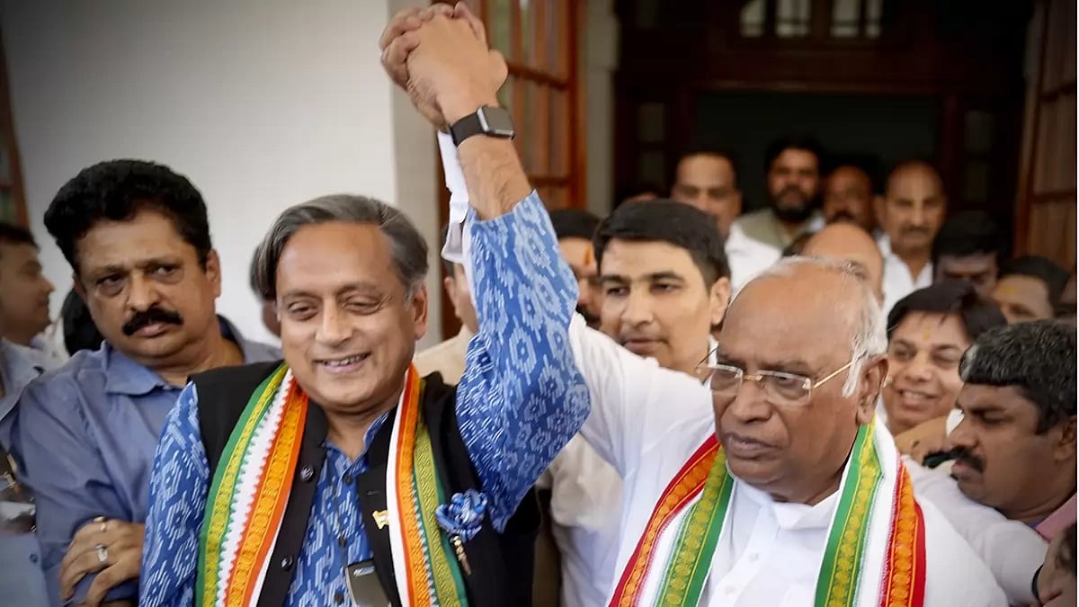 Congress leaders Shashi Tharoor and Mallikarjun Kharge