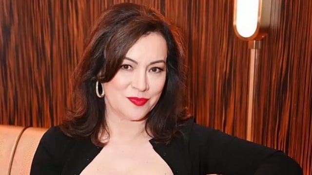 Jennifer Tilly 'Loves' Shooting Sex Scenes