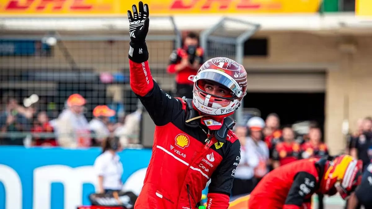 This is Carlos Sainz's third pole in F1.