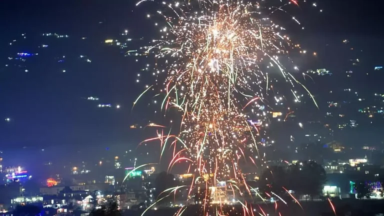 The spectre of air pollution looms large over the festival of lights - null