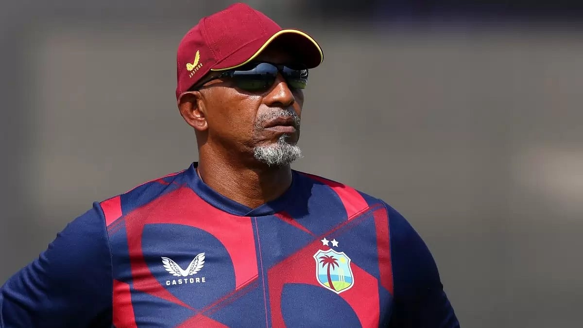 Simmons' last assignment will be the upcoming two-Test series against Australia from November 30.