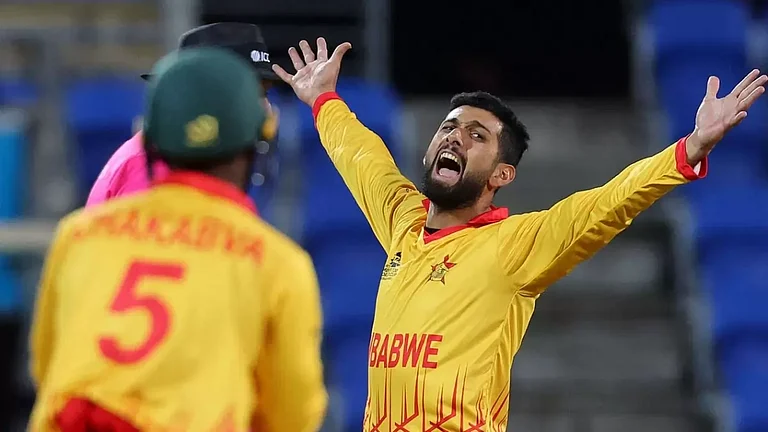 Sikandar Raza registered figures of 3/25 against Pakistan. - null